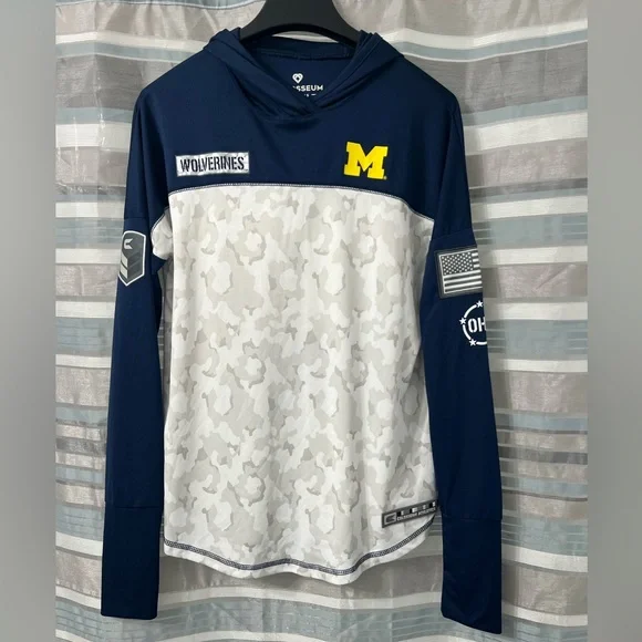 Michigan Wolverines Military Appreciation Arctic Camo Hoodie Long Sleeve Shirt - Picture 1 of 10